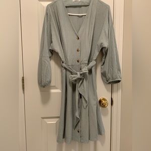 Calvin Klein Vneck button down dress 3/4 sleeve, olive green, size 6